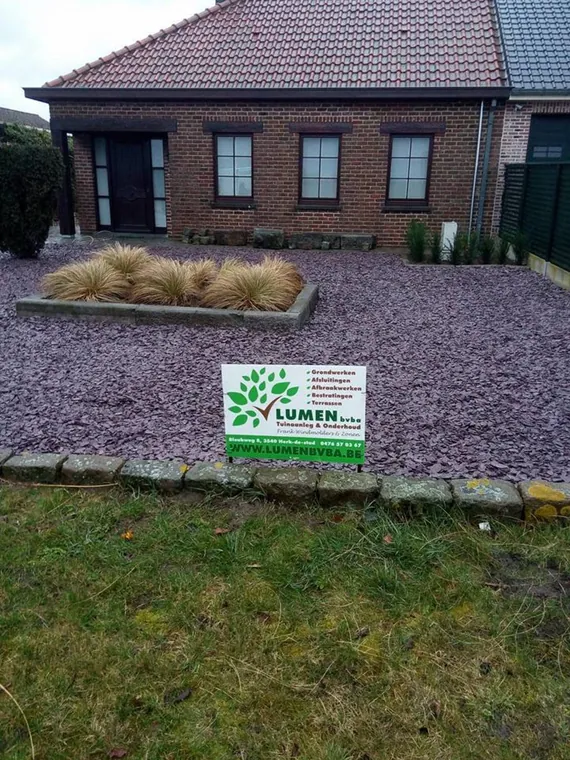 Tuinaanleg met beplanting door Lumen bv