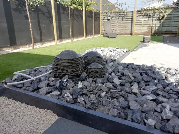 Tuinaanleg met beplanting door Lumen bv