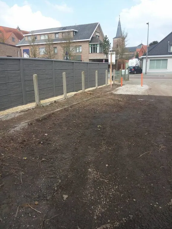Steenkorven als tuinafscheiding door Lumen bv