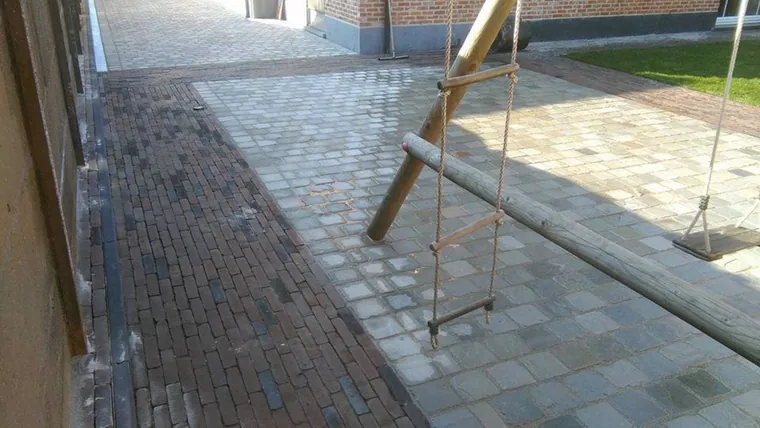 Klinkerverharding door Lumen bv in Limburg